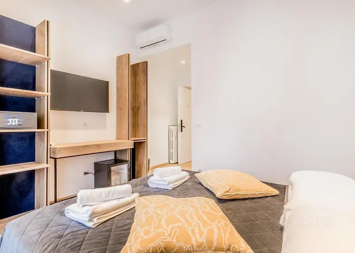 ゲストハウス Coliseum Sweet