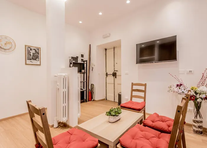 ゲストハウス Coliseum Sweet 4*