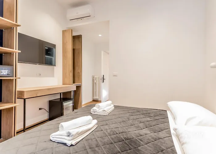 ゲストハウス Coliseum Sweet ローマ