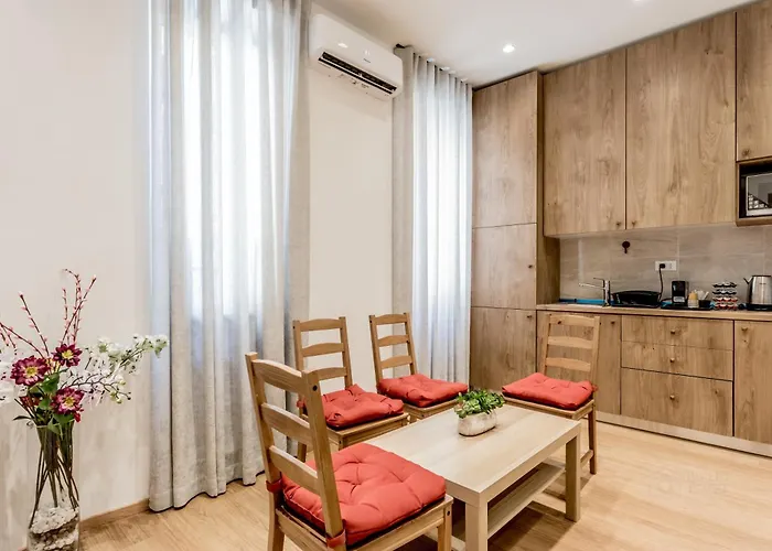 ゲストハウス Coliseum Sweet 4*