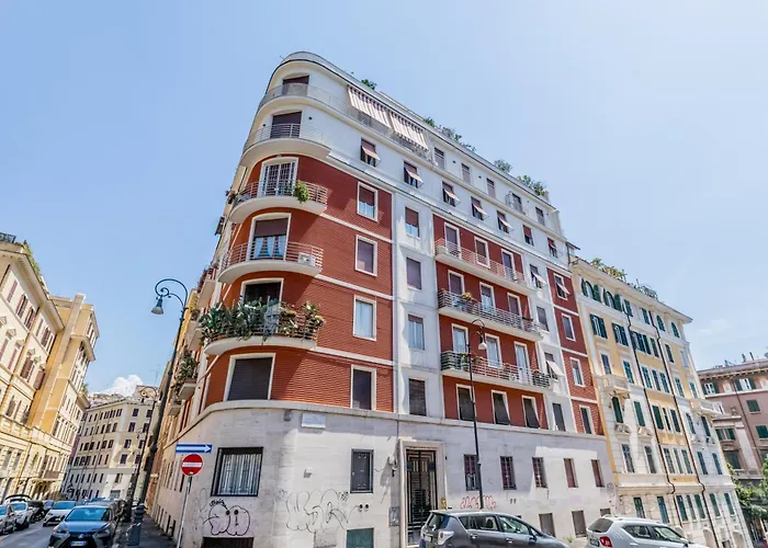 ゲストハウス Coliseum Sweet 4*